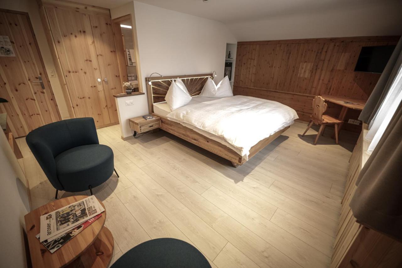 Hotel Sonnenhalde, アローザ エクステリア 写真