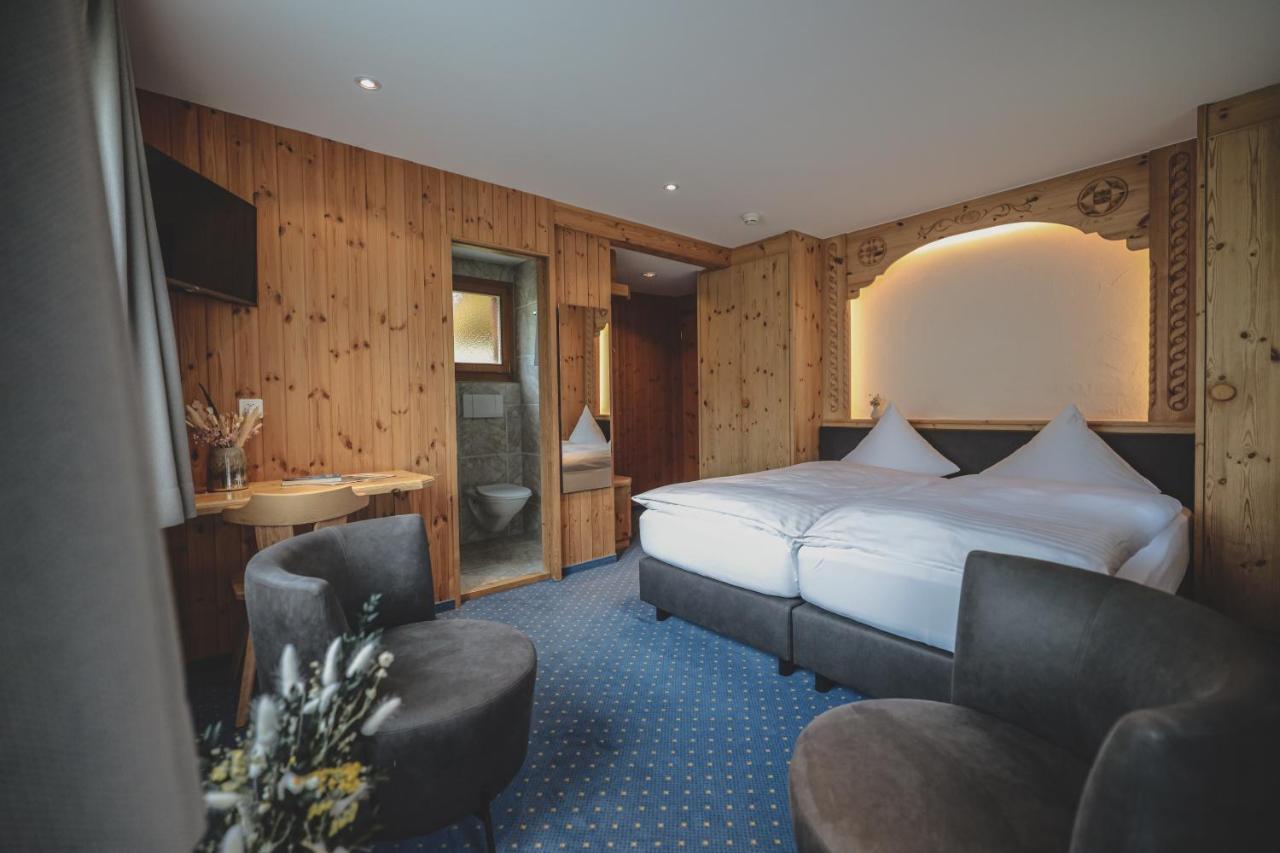 Hotel Sonnenhalde, アローザ エクステリア 写真