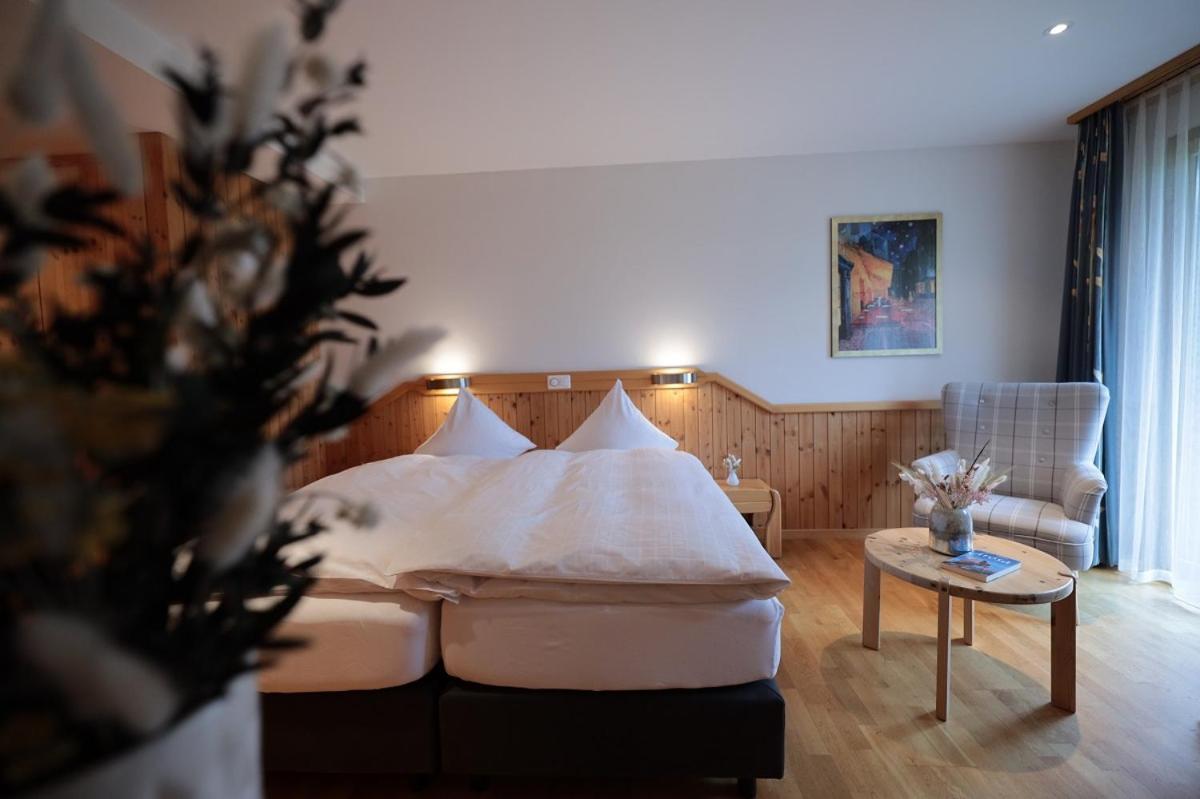 Hotel Sonnenhalde, アローザ エクステリア 写真
