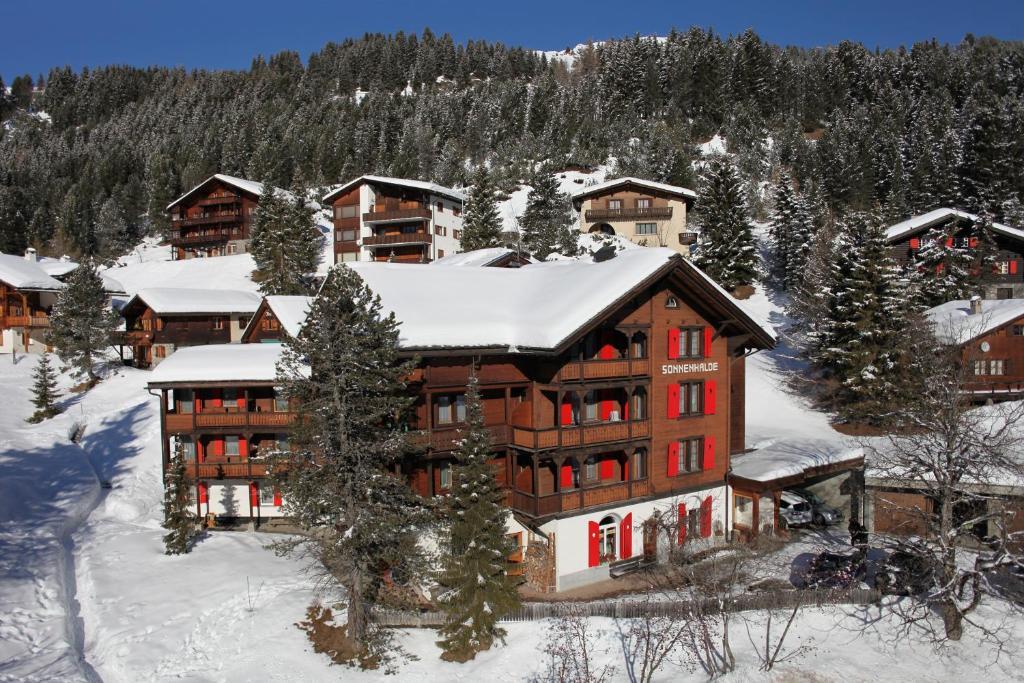 Hotel Sonnenhalde, アローザ エクステリア 写真